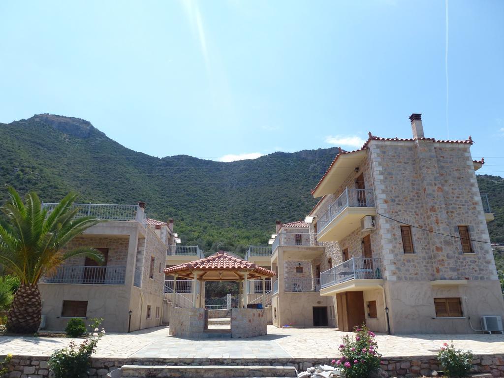 Karantonis House Leonídion Exterior foto